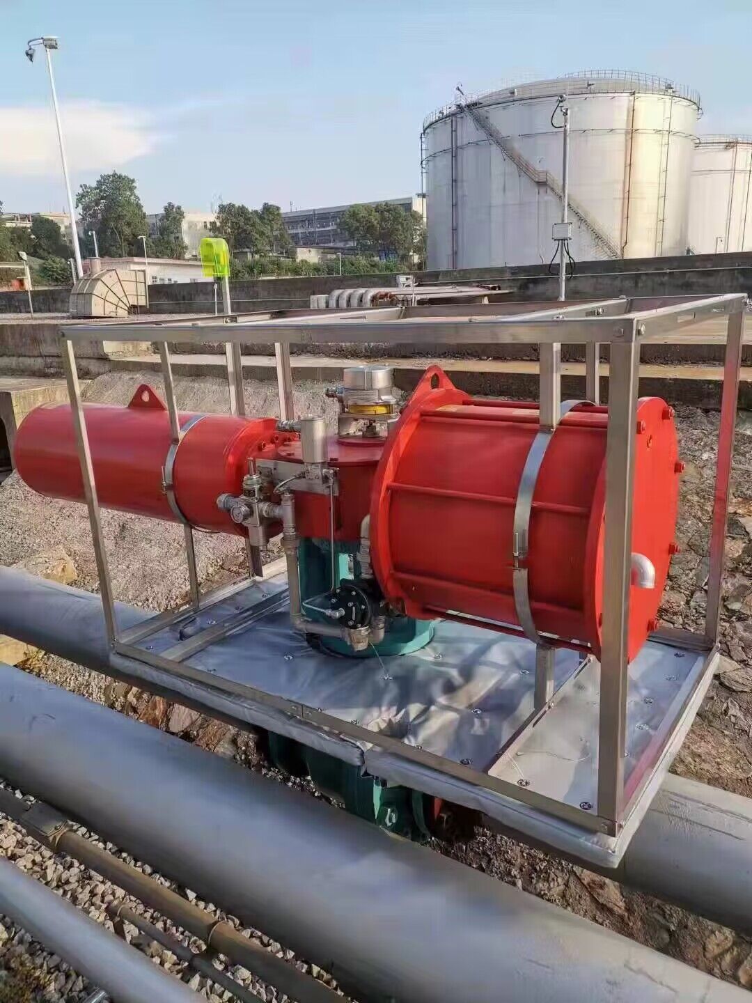 准备装防火罩的执行器.JPG